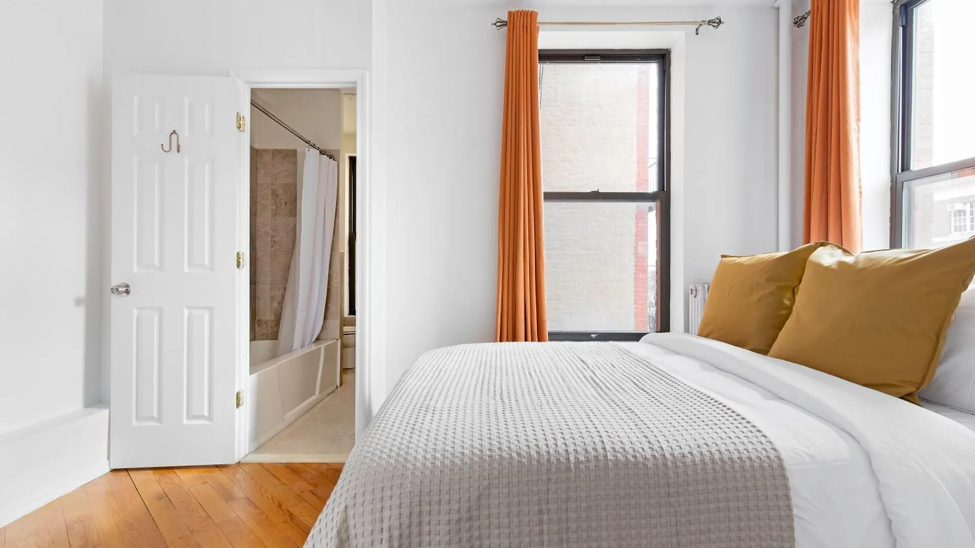 Marvelous & Cozy 3Bdr & 2Bth In New York Apartment 0*,  United States
